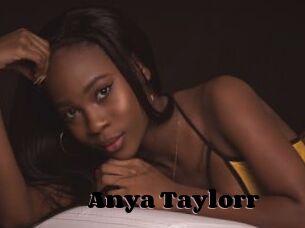 Anya_Taylorr