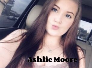 Ashlie_Moore