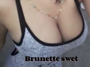 Brunette_swet