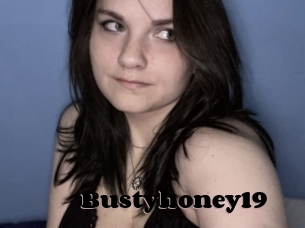 Bustyhoney19