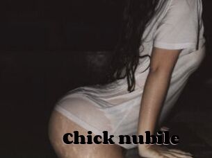 Chick_nubile