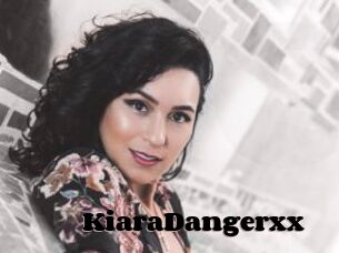 KiaraDangerxx