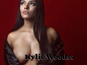 Kylie_Woodss