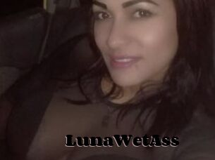 LunaWetAss