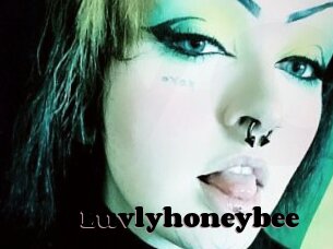 Luvlyhoneybee
