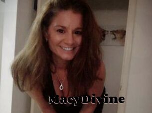Macy_Divine