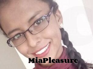 Mia_Pleasure
