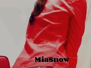 MiaSnow