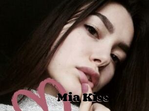 Mia_Kiss_