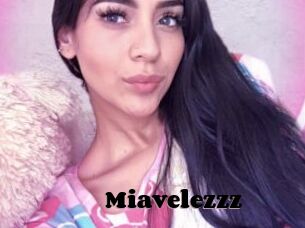 Miavelezzz
