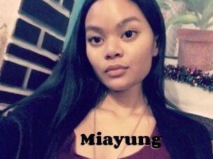 Mia_yung