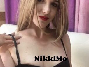 NikkiMo