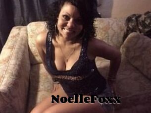 Noelle_Foxx