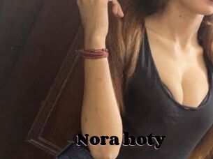 Nora_hoty