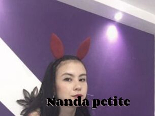 Nanda_petite