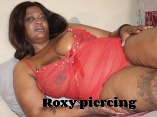 Roxy_piercing