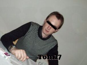 Tom27