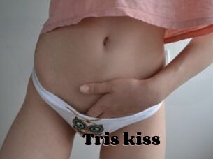 Tris_kiss