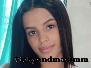 Vickyandmaximm