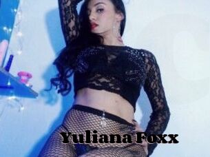 Yuliana_Foxx