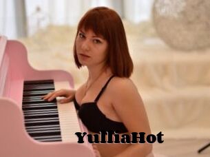 YulliaHot